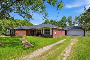 5040 County Rd 31, Angleton, TX 77515 - Photo 4