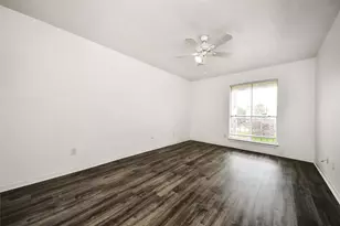 9350 Country Creek Dr, Houston, TX 77036 - Photo 20