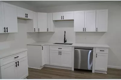1623 W 6th Street, Freeport, TX 77541 - Photo 4