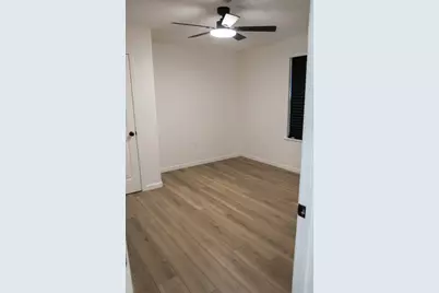 1623 W 6th Street, Freeport, TX 77541 - Photo 10