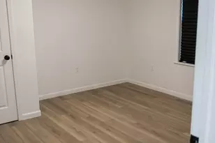 1623 W 6th St, Freeport, TX 77541 - Photo 10