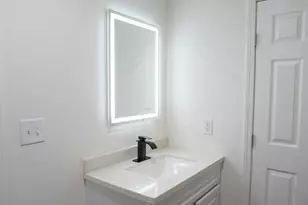 1623 W 6th St, Freeport, TX 77541 - Photo 8