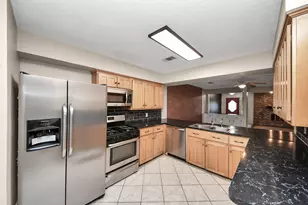 3306 Continental Dr, Missouri City, TX 77459 - Photo 14