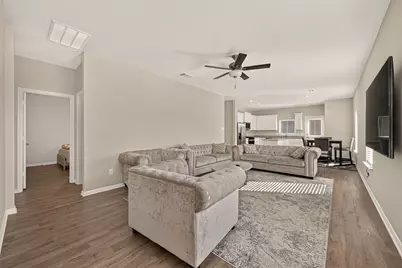6402 Autumn Equinox Drive, Houston, TX 77048 - Photo 1