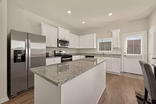 6402 Autumn Equinox Dr, Houston, TX 77048 - Photo 4