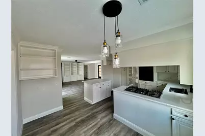 2511 Briarpark Drive, Houston, TX 77042 - Photo 28