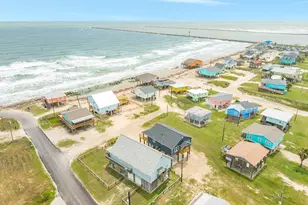 1106 White Cap Dr, Surfside Beach, TX 77541 - Photo 38
