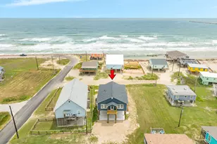 1106 White Cap Dr, Surfside Beach, TX 77541 - Photo 2