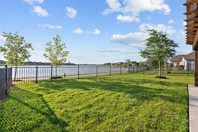 2609 Arbor Edge Crossing, La Marque, TX 77568 - Photo 8