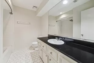 8042 Oakwood Forest Dr, Houston, TX 77040 - Photo 24