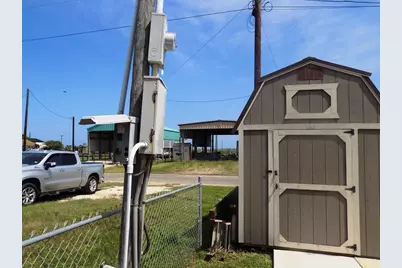 638 County Road 209, Sargent, TX 77414 - Photo 22