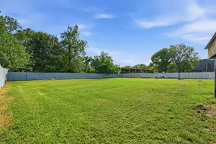 212 Jones Rd, Highlands, TX 77562 - Photo 20