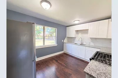 7405 Sterlingshire Street, Houston, TX 77016 - Photo 8