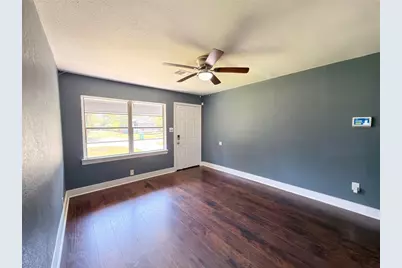 7405 Sterlingshire Street, Houston, TX 77016 - Photo 2
