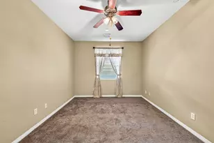 2705 Rocky Springs Dr, Pearland, TX 77584 - Photo 16