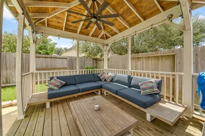 2705 Rocky Springs Drive, Pearland, TX 77584 - Photo 22
