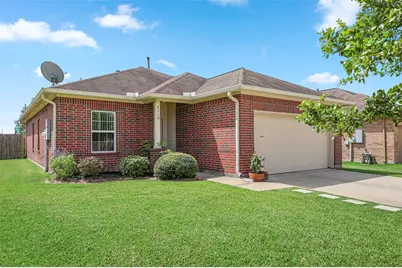 8109 Quartz Lane, Texas City, TX 77591 - Photo 2