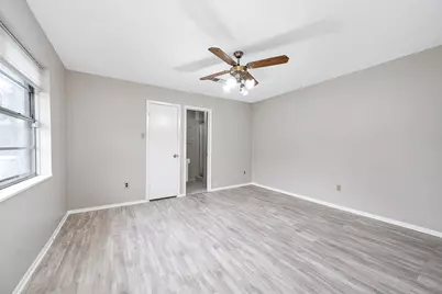 10523 Sagevale Lane, Houston, TX 77089 - Photo 14