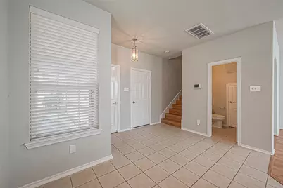 2748 Maybrook Hollow Lane, Houston, TX 77047 - Photo 8