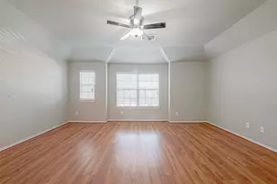 2748 Maybrook Hollow Ln, Houston, TX 77047 - Photo 28