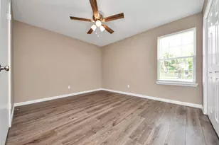 8402 Church Light Ln, Houston, TX 77064 - Photo 26