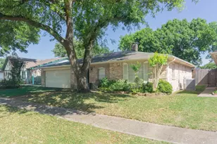 13826 Southline Rd, Sugar Land, TX 77498 - Photo 2