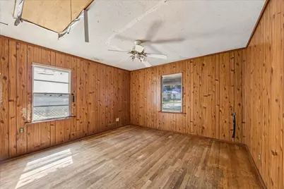 8520 Glenview Drive, Houston, TX 77017 - Photo 8