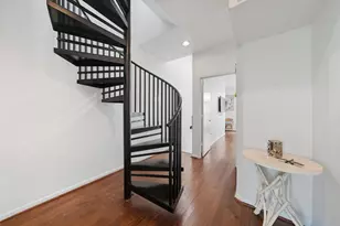 310 S Jensen Dr, Houston, TX 77003 - Photo 24