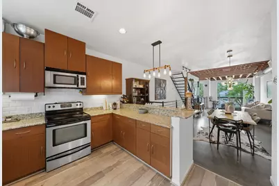 310 S Jensen Drive #7, Houston, TX 77003 - Photo 14