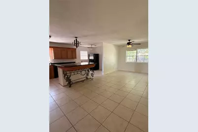 5720 Parwill Street #2, Houston, TX 77081 - Photo 2