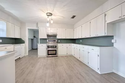 705 S La Grange Street, Flatonia, TX 78941 - Photo 10