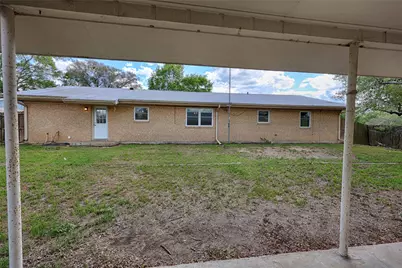 705 S La Grange Street, Flatonia, TX 78941 - Photo 24