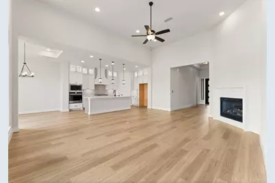 32514 Ebony Jewelwing Court, Fulshear, TX 77441 - Photo 4