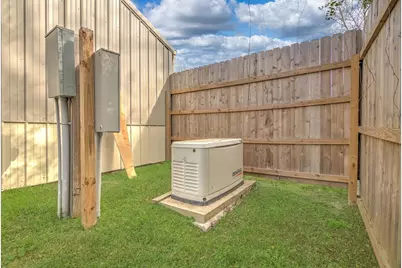 289 County Road 2250, Cleveland, TX 77327 - Photo 28