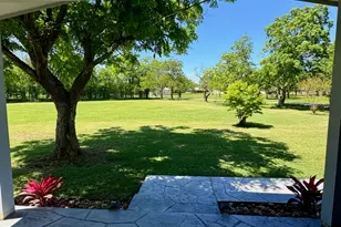 12421 Roy Rd, Brookside, TX 77581 - Photo 32