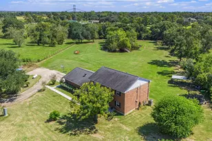 12421 Roy Rd, Brookside, TX 77581 - Photo 38