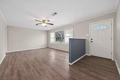 515 24th Avenue N, Texas City, TX 77590 - Photo 2