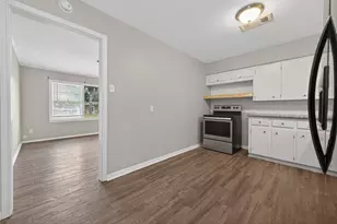 515 24th Ave N, Texas City, TX 77590 - Photo 8