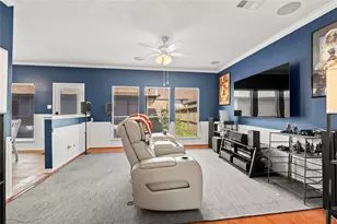 1289 El Camino Village Dr, Houston, TX 77058 - Photo 10