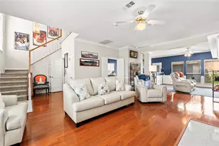 1289 El Camino Village Dr, Houston, TX 77058 - Photo 4