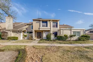 11504 Village Pl Dr, Houston, TX 77077 - Photo 2