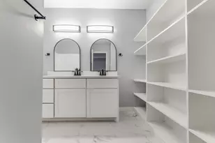 11504 Village Pl Dr, Houston, TX 77077 - Photo 24