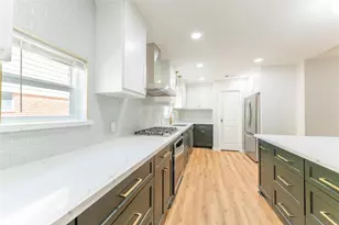 6119 S Braeswood Blvd, Houston, TX 77096 - Photo 16