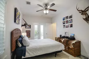 964 W 24th St, Houston, TX 77008 - Photo 4
