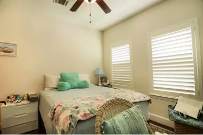 964 W 24th Street, Houston, TX 77008 - Photo 14