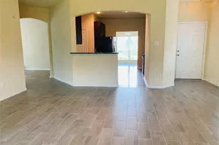 7822 Koloa River Ct, Houston, TX 77040 - Photo 2