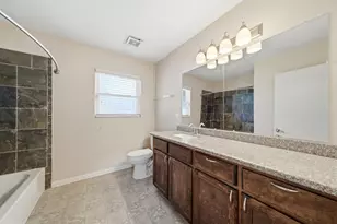 1618 Antoine Dr, Houston, TX 77055 - Photo 20