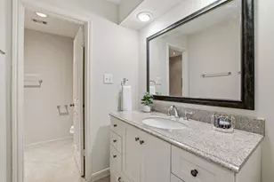 14121 Lost Meadow Ln, Houston, TX 77079 - Photo 32