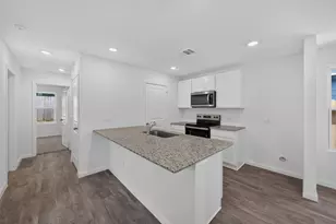 11927 Detar Ct, Willis, TX 77378 - Photo 10