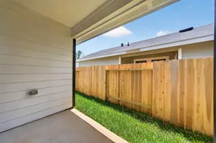 11927 Detar Ct, Willis, TX 77378 - Photo 36